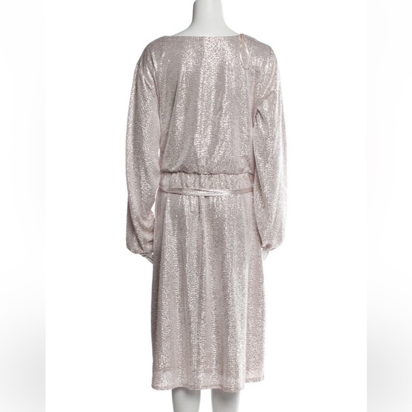 Marina Blouson Sleeve Metallic Dress in Champagne Women’s Size 18W - Picture 11 of 14
